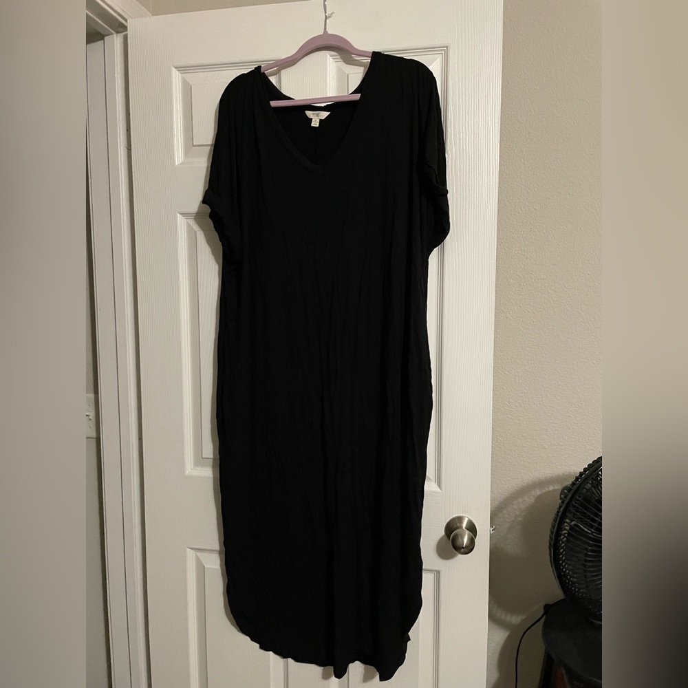 Black MIDI Dress